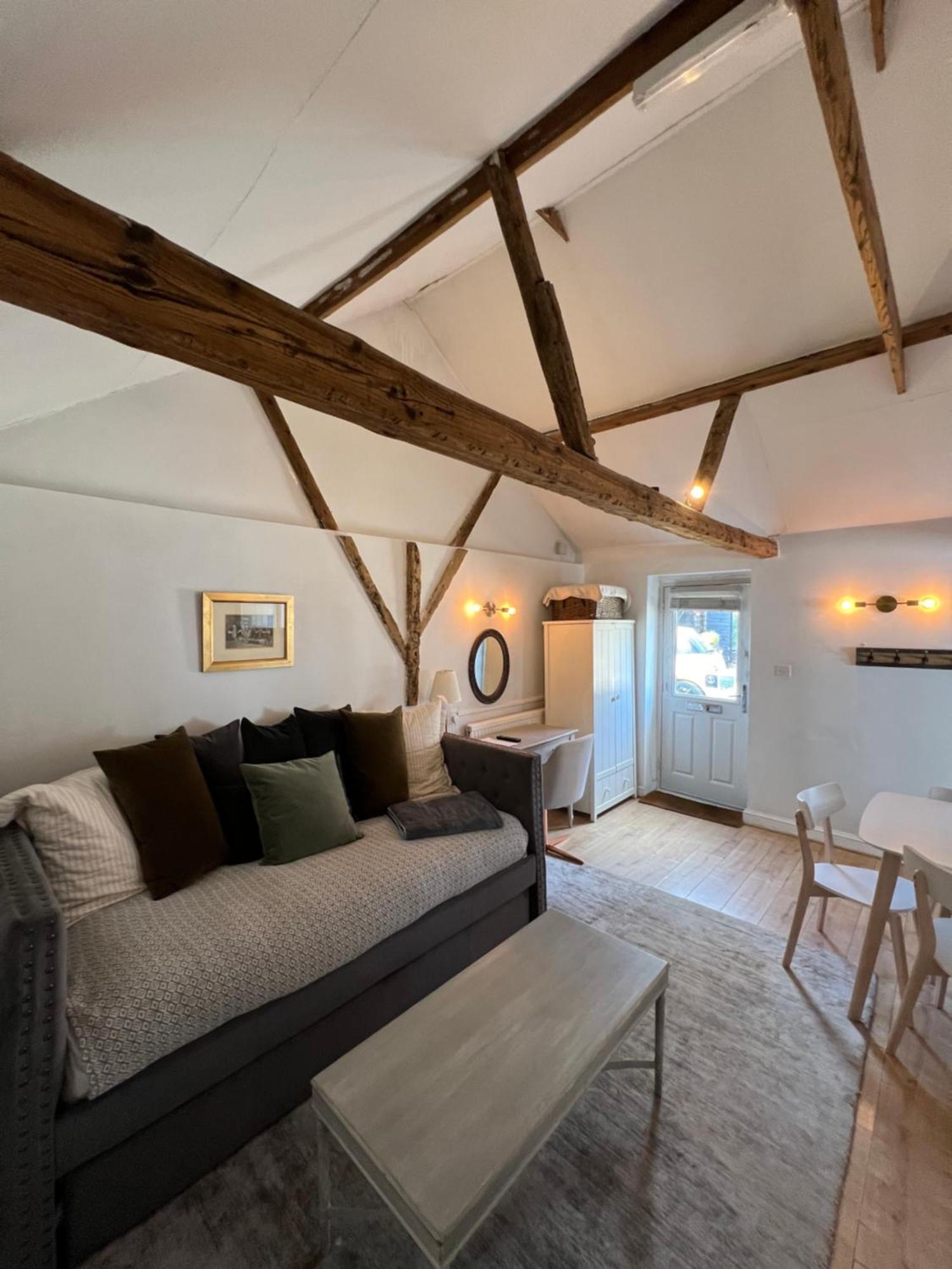 Pear & Olive Cottage Hildersham 外观 照片