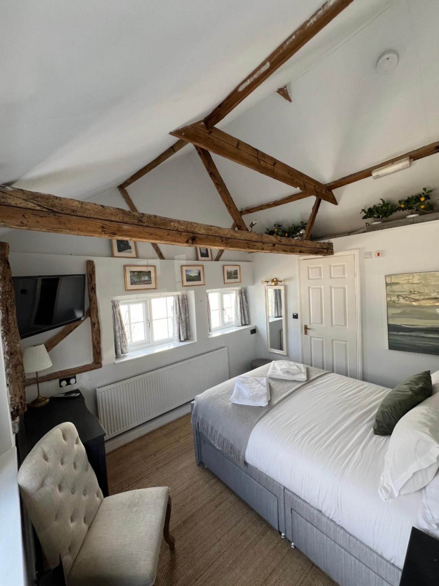 Pear & Olive Cottage Hildersham 外观 照片