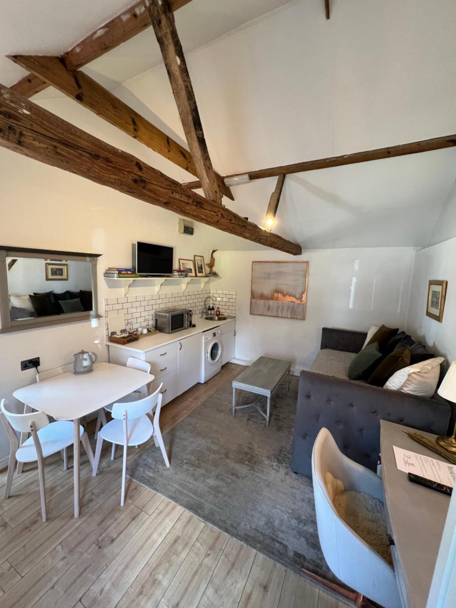 Pear & Olive Cottage Hildersham 外观 照片