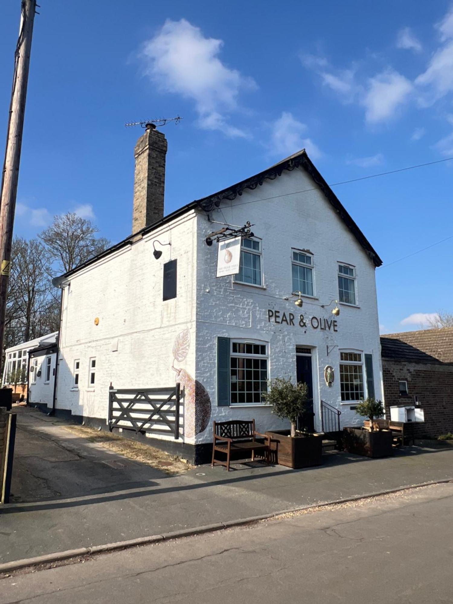 Pear & Olive Cottage Hildersham 外观 照片